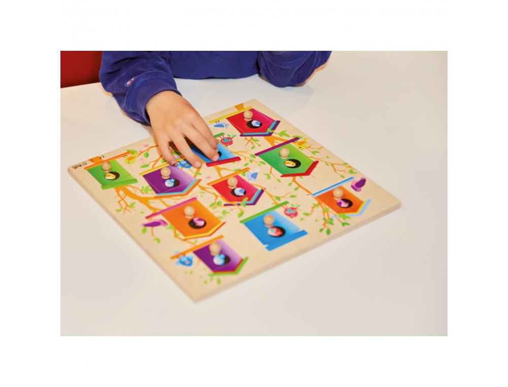 LES NICHOIRS ROLF ASSOCIATION FORMES DE COULEUR 2 TAILLES   DIFFRENTES 10 PIECES ET 1     SUPPORT